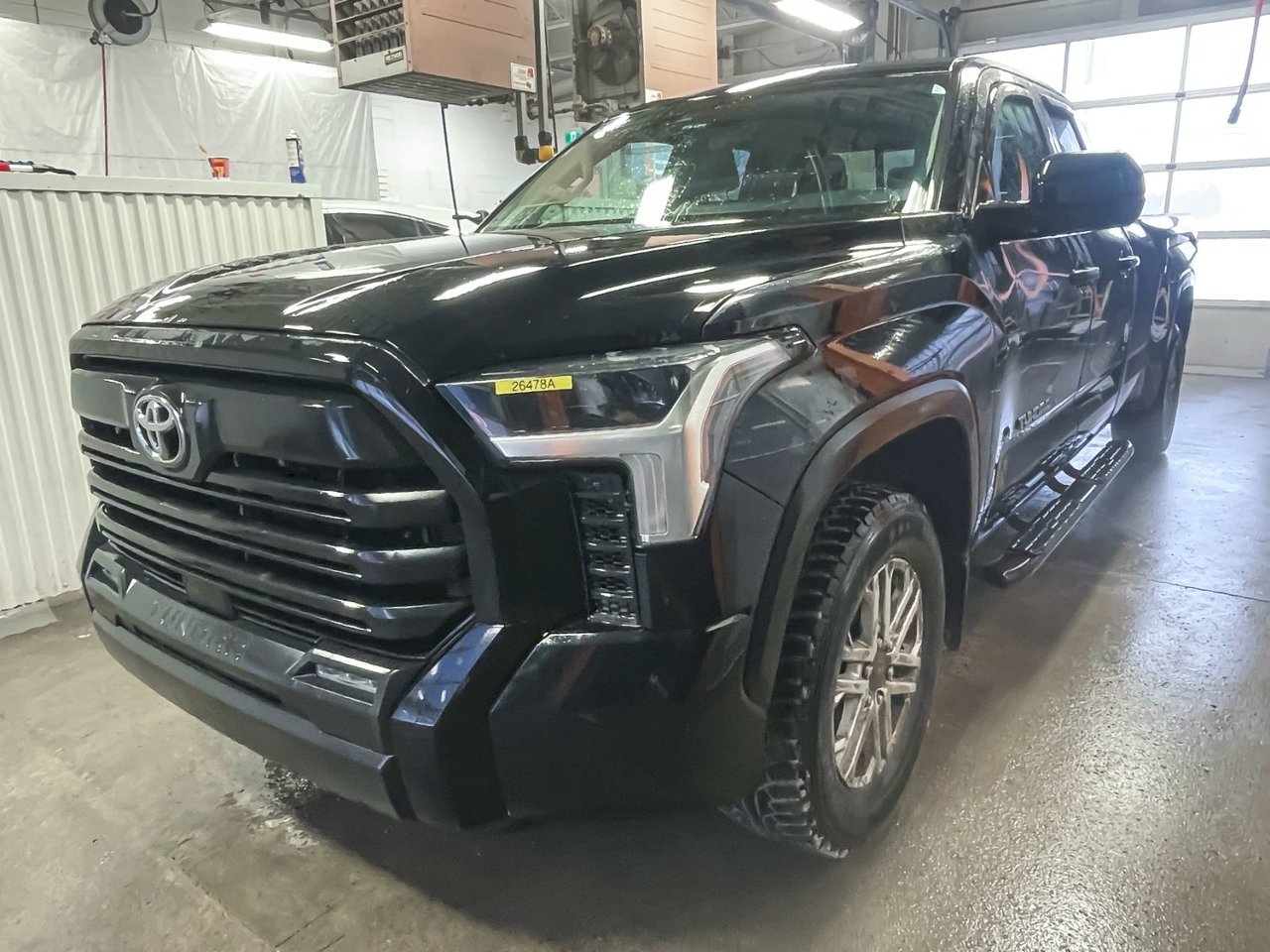 Toyota Tundra SR5 Double Cab LB 4WD 2022