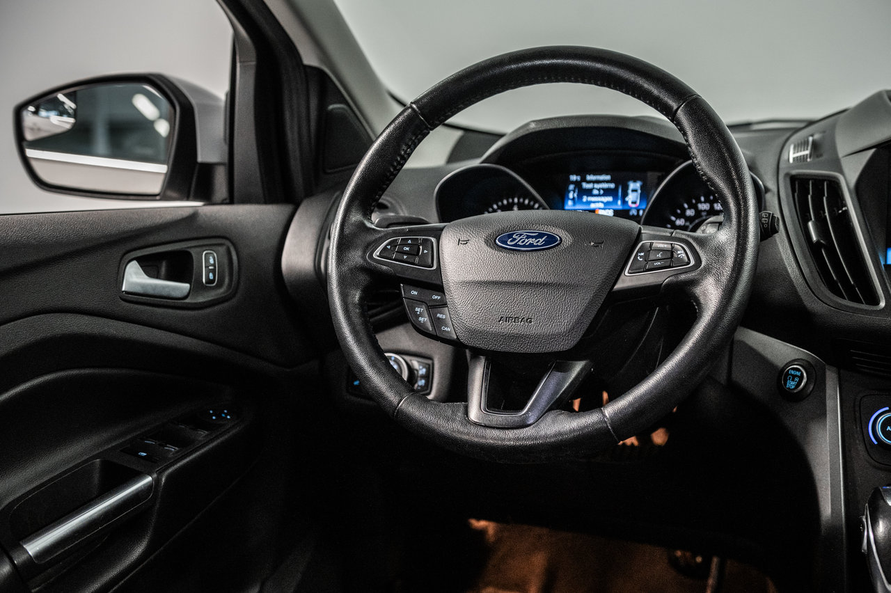 2019 Ford Escape SEL-29