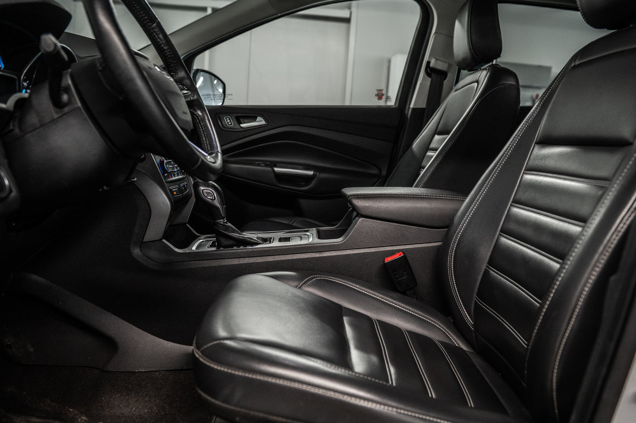 2019 Ford Escape SEL-14