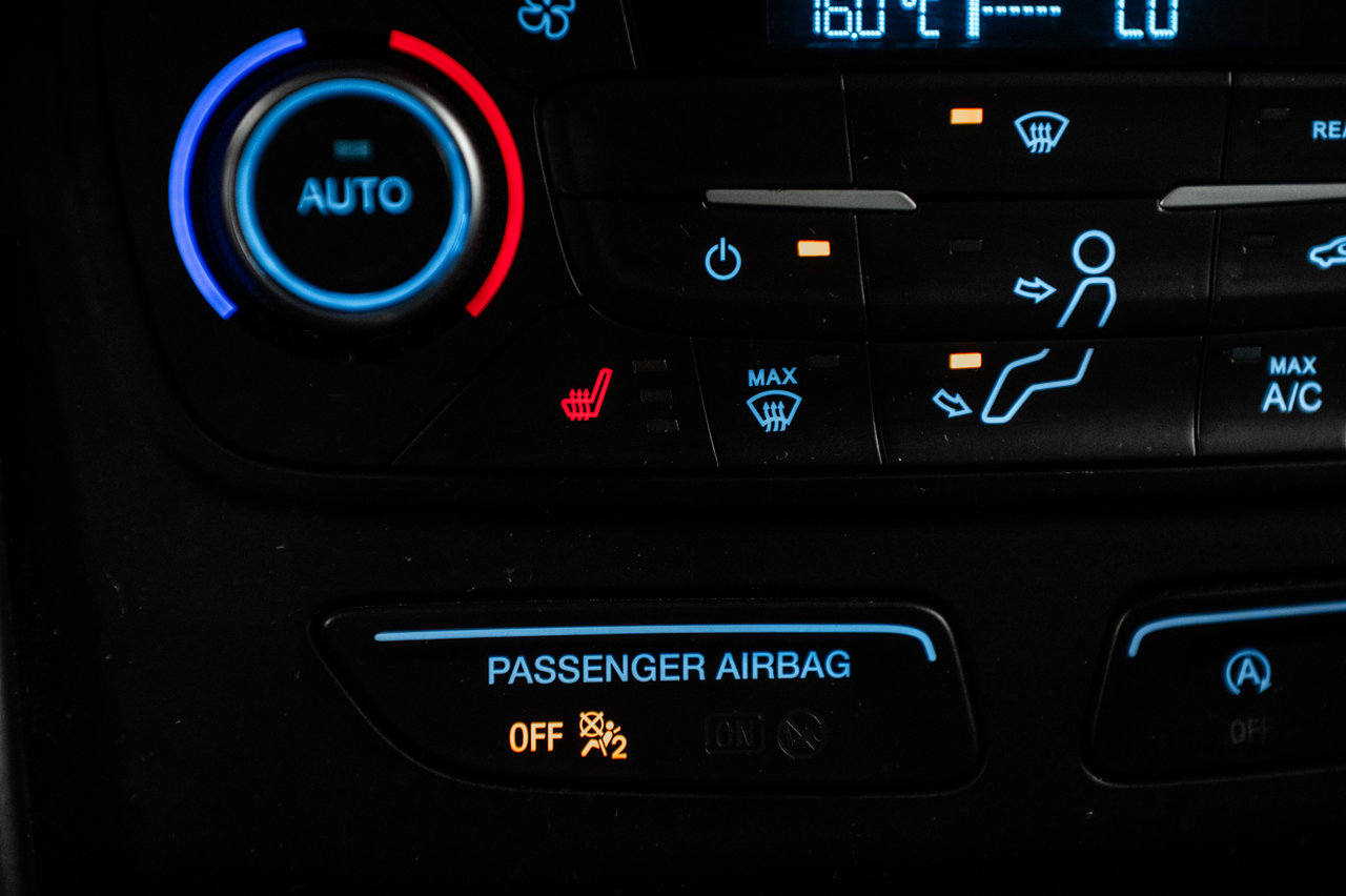 2019 Ford Escape SEL-23