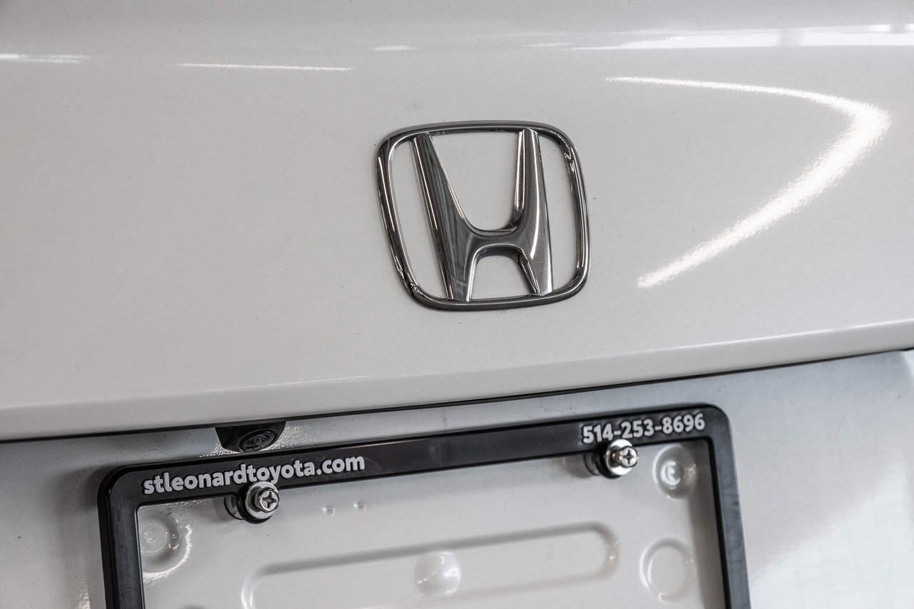 2022 Honda Civic Sedan LX-9