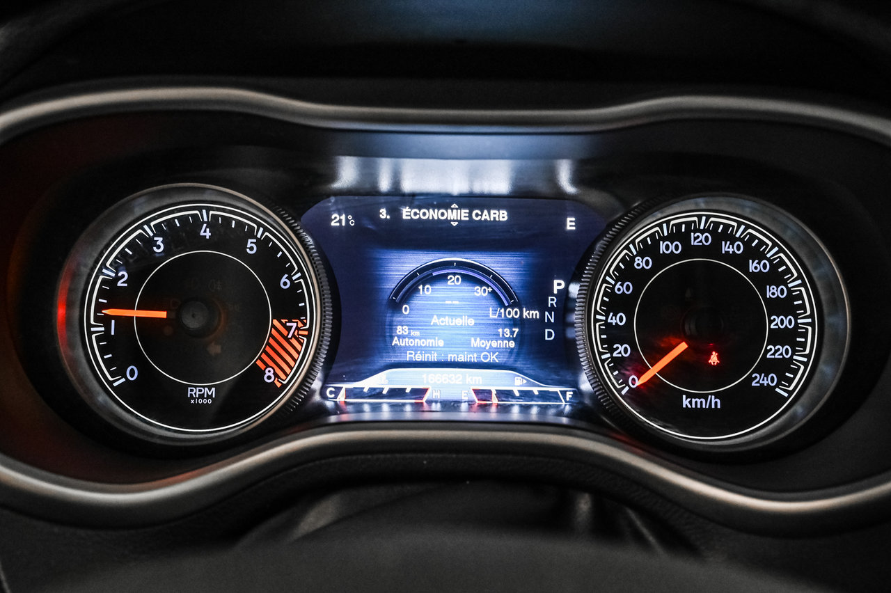 Jeep Cherokee Trailhawk 2015-12