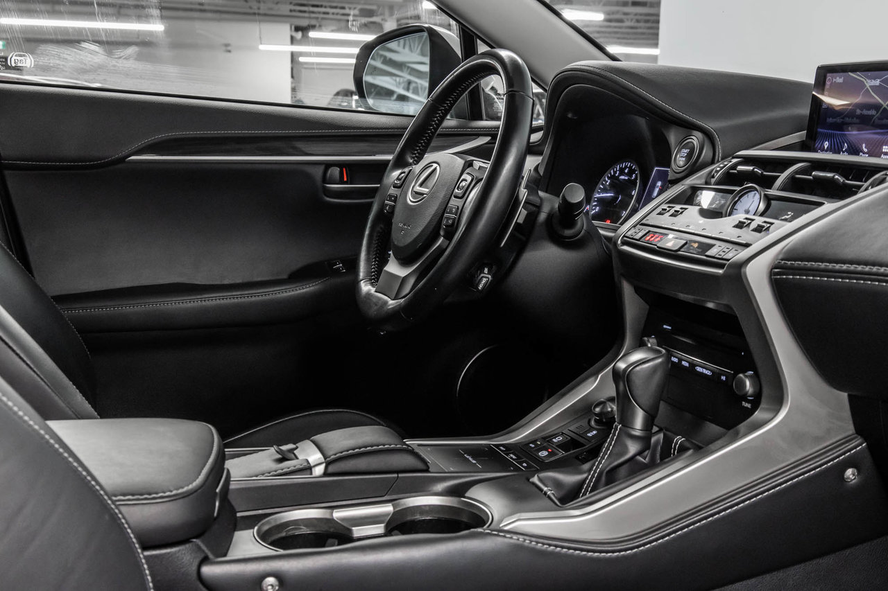 2020 Lexus NX 300-37