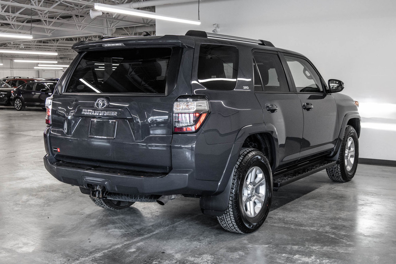 2024 Toyota 4Runner Base-8
