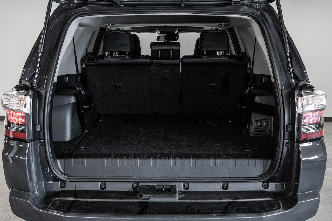 2024 Toyota 4Runner Base-10