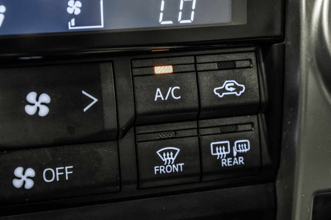 2024 Toyota 4Runner Base-24