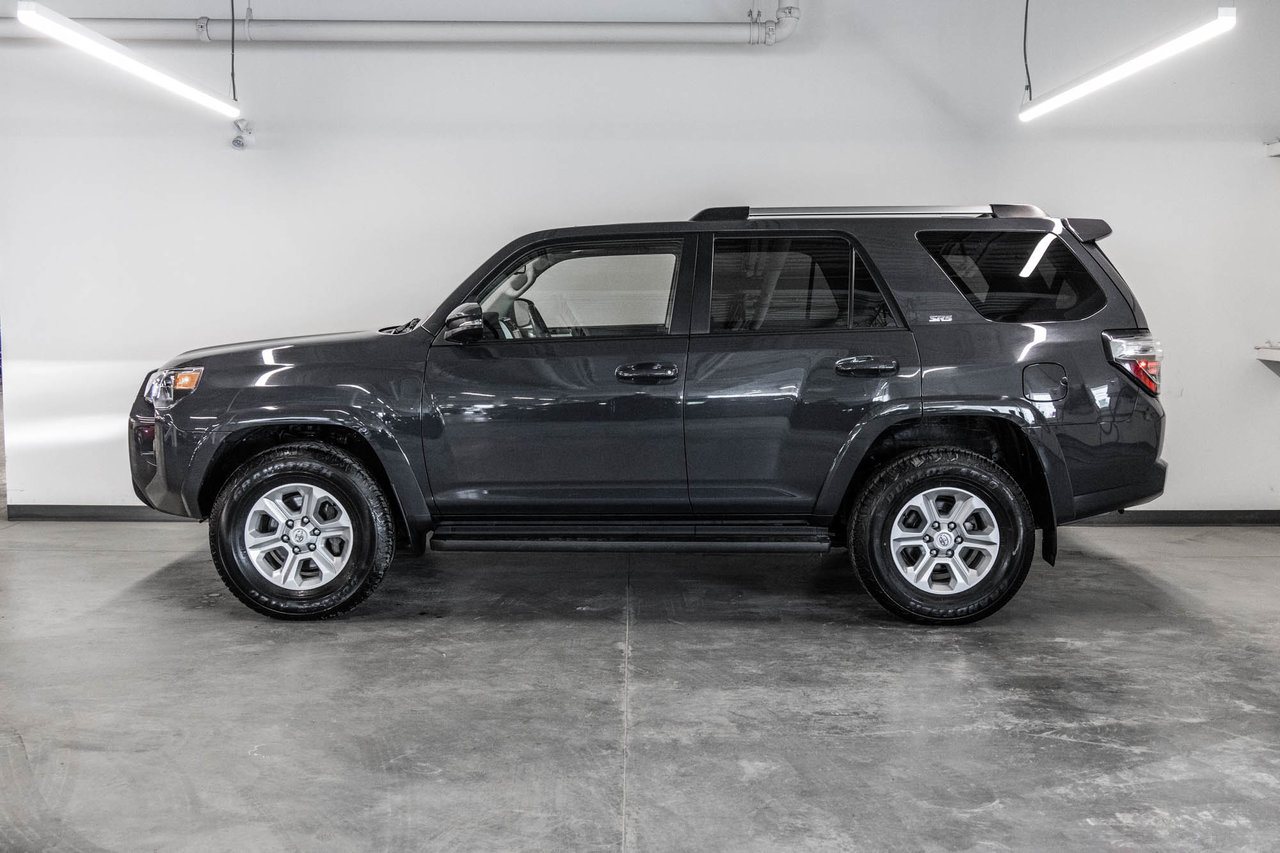 2024 Toyota 4Runner Base-4