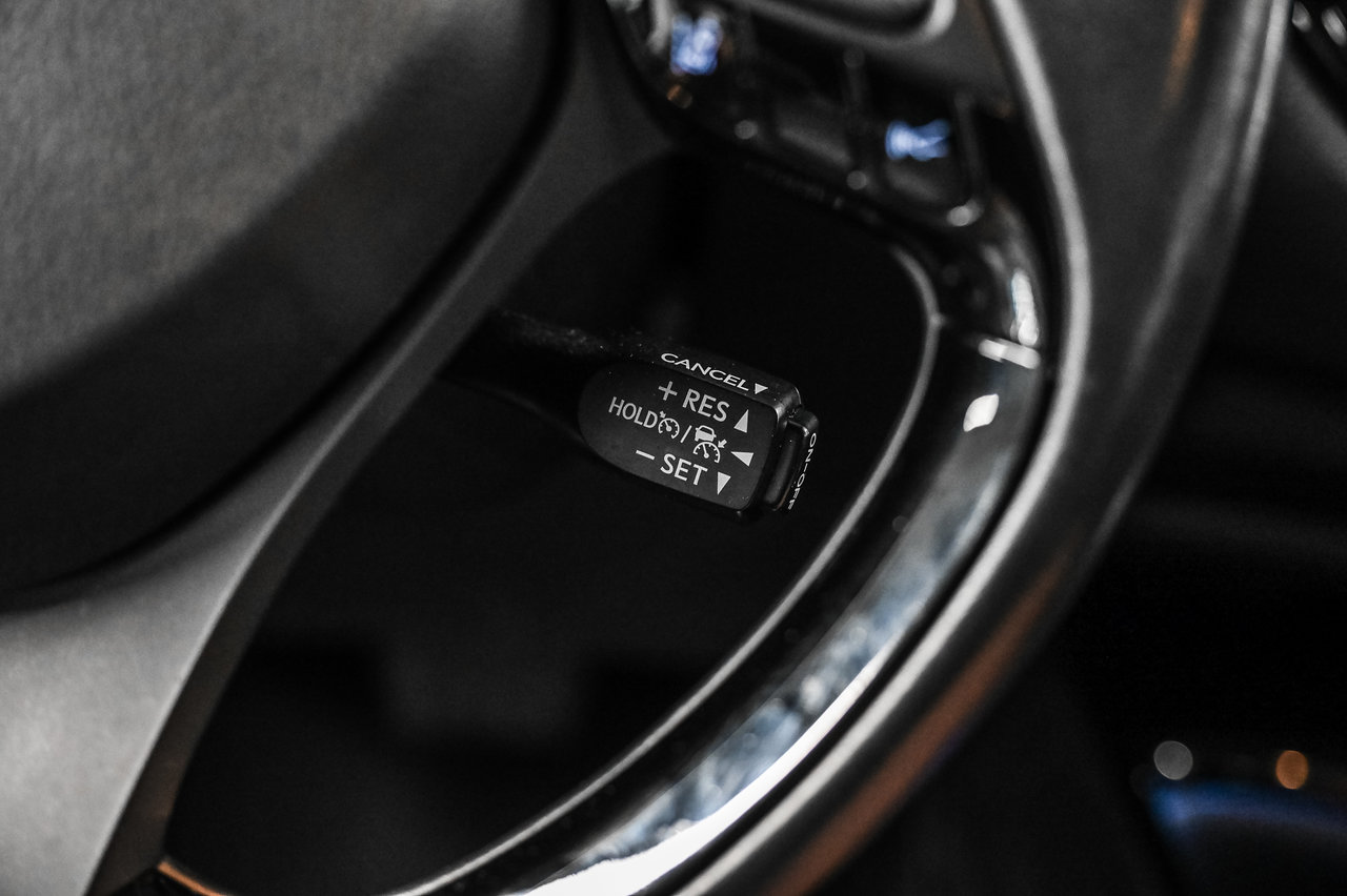 2021 Toyota C-HR Limited-14