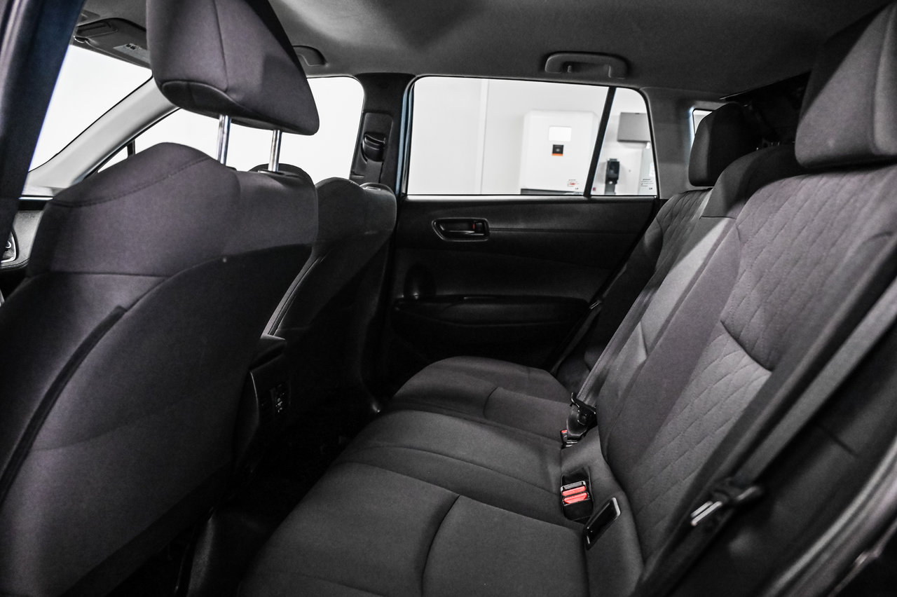 2022 Toyota Corolla Cross LE-18