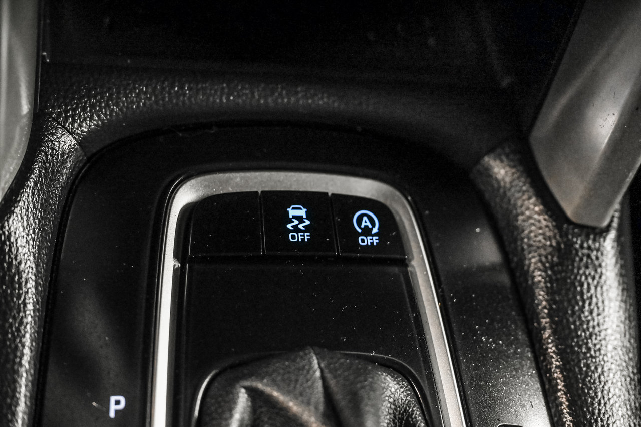 2022 Toyota Corolla Cross LE-13