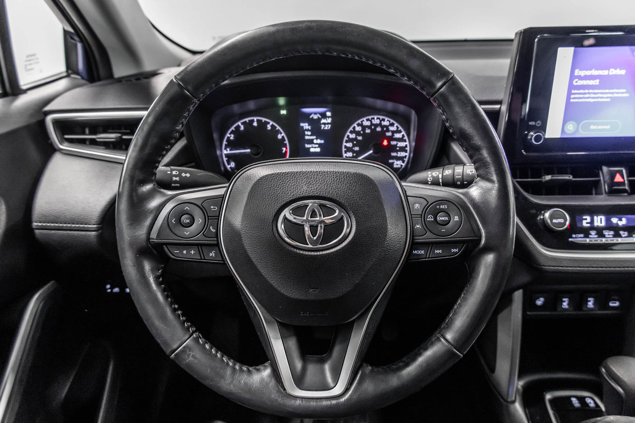 2023 Toyota Corolla Cross LE-14