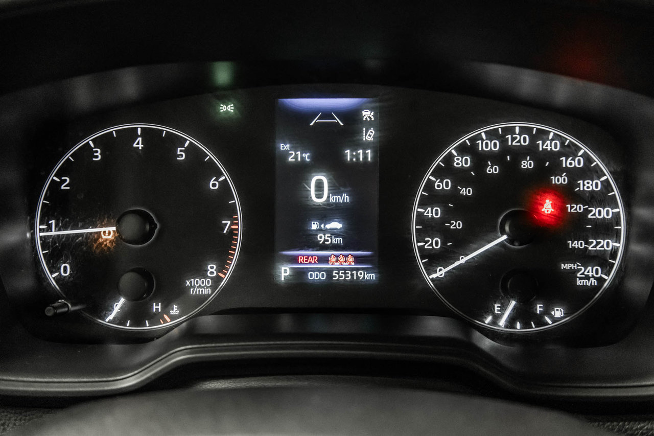 2024 Toyota Corolla Cross LE-15