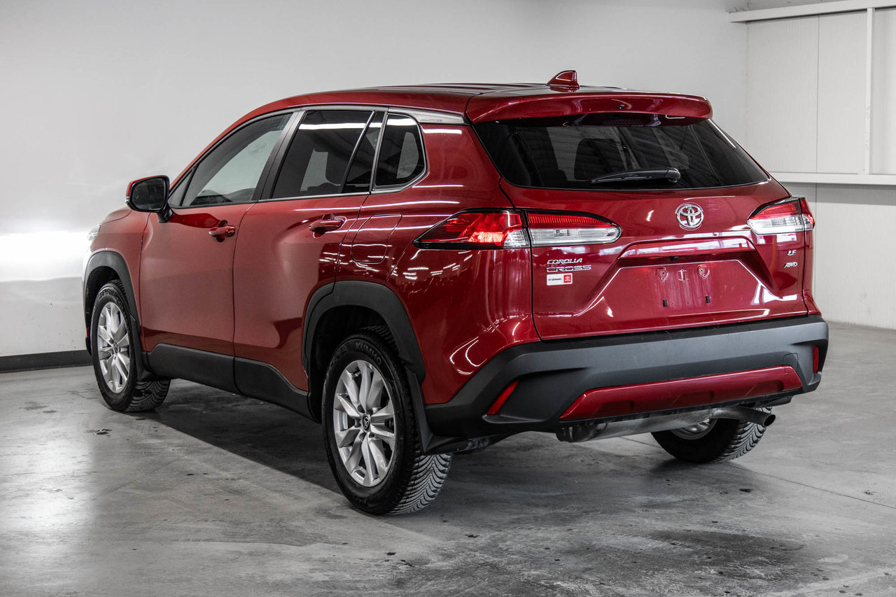2024 Toyota Corolla Cross LE-5
