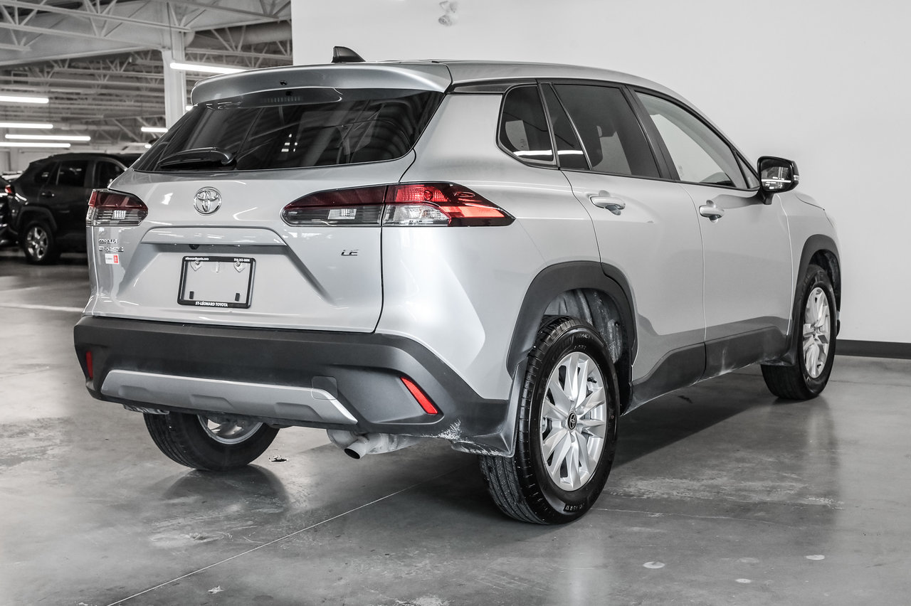 2026 Toyota Corolla Cross LE-6