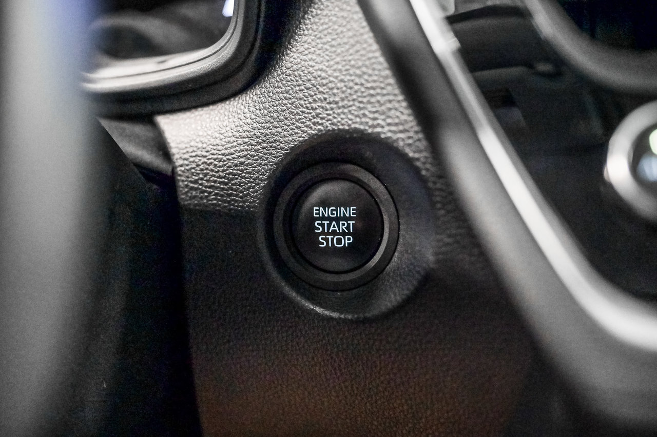 2026 Toyota Corolla Cross LE-17