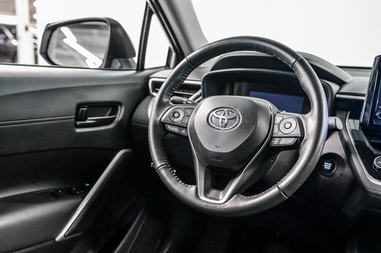 2026 Toyota Corolla Cross LE-21