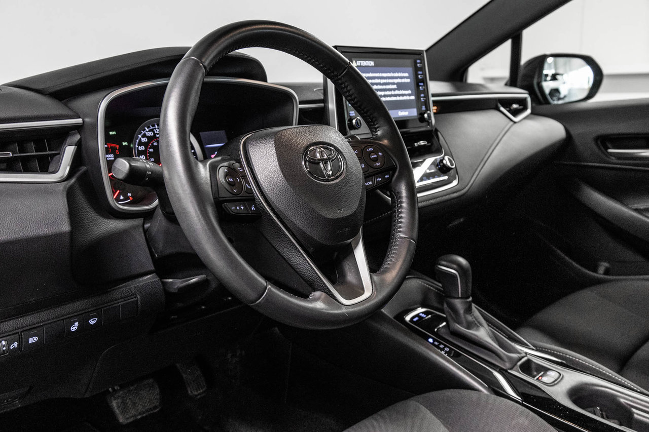 2019 Toyota Corolla Hatchback SE-14