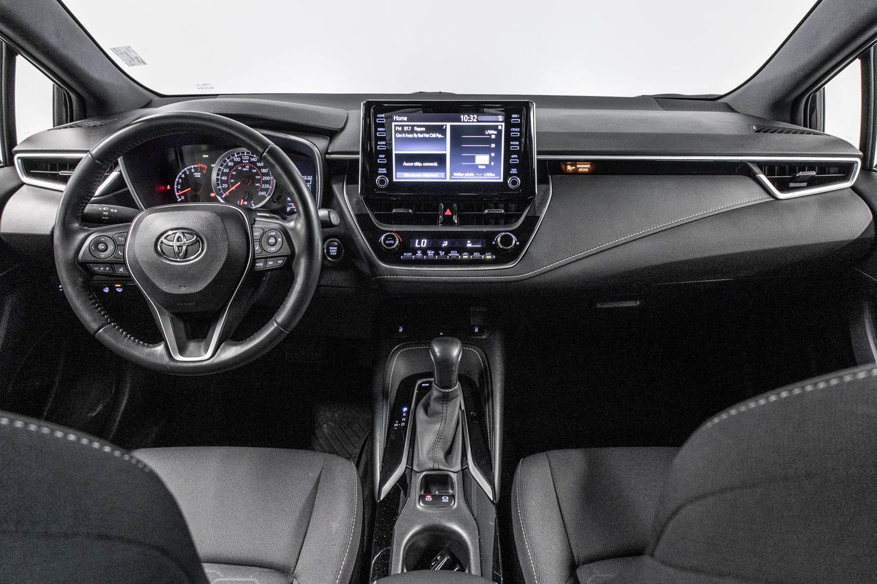 2019 Toyota Corolla Hatchback SE-29