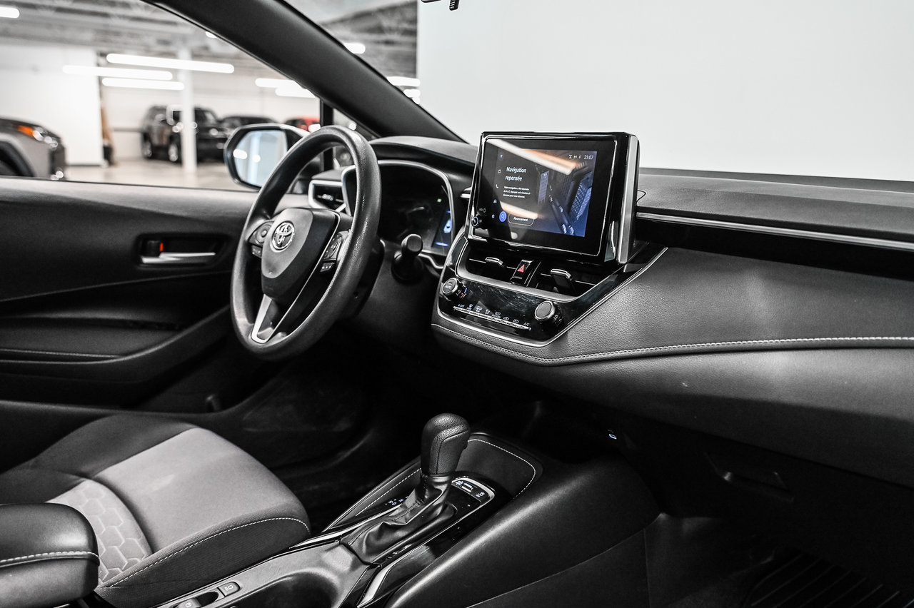 2023 Toyota Corolla Hatchback Base-18
