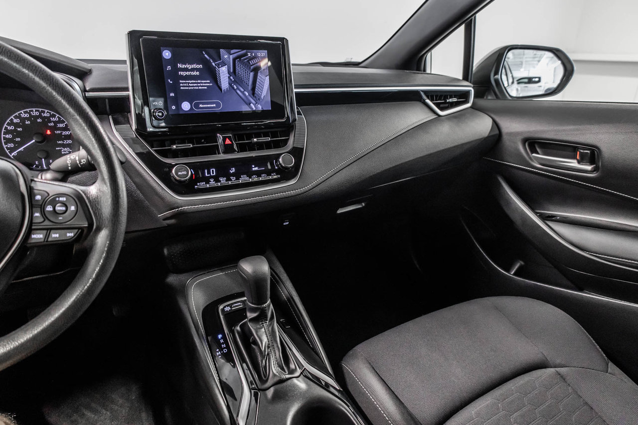 2023 Toyota Corolla Hatchback Base-18