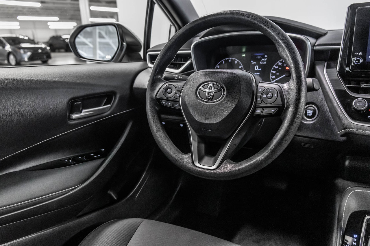 2023 Toyota Corolla Hatchback Base-27
