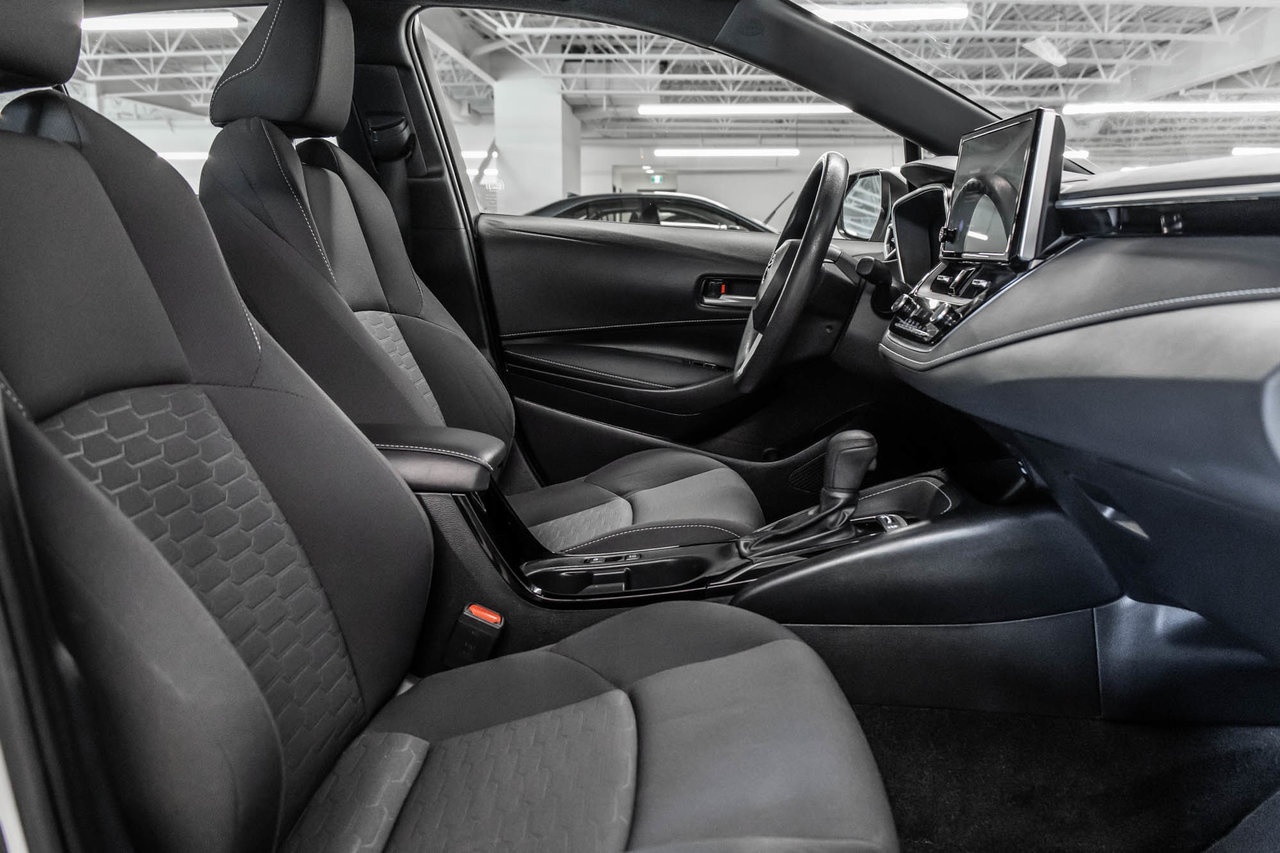 2023 Toyota Corolla Hatchback Base-29