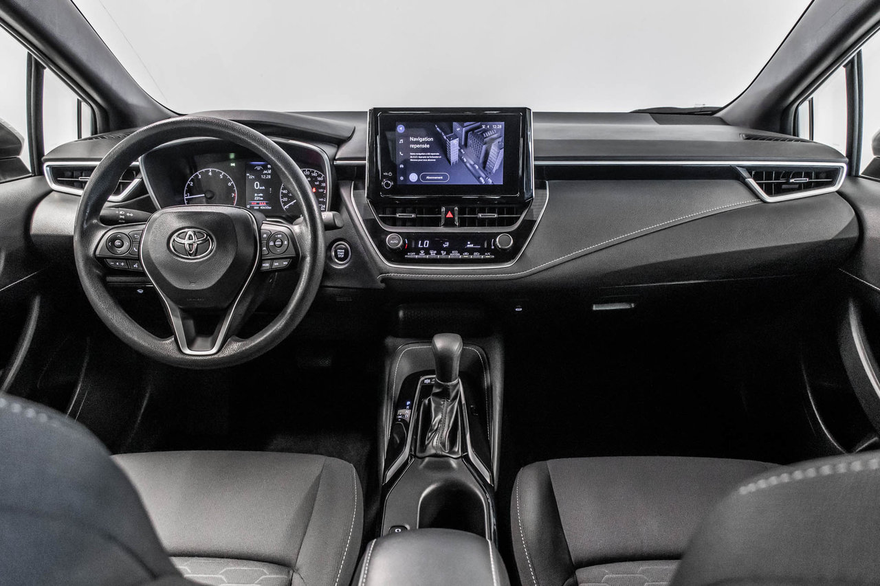 2023 Toyota Corolla Hatchback Base-26