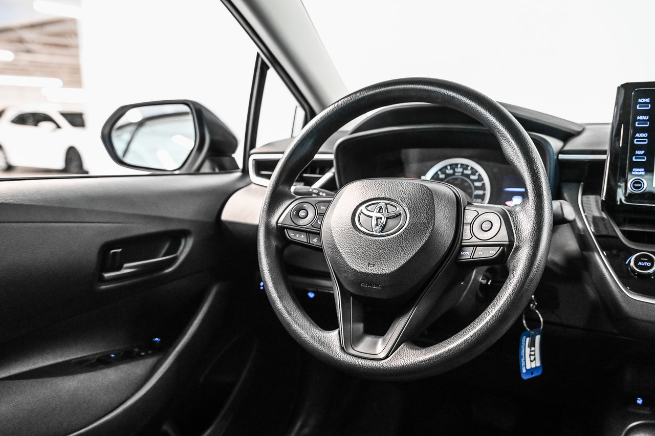 2022 Toyota Corolla LE-16