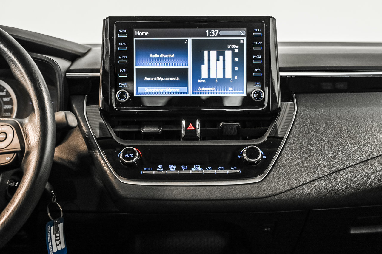2022 Toyota Corolla LE-17