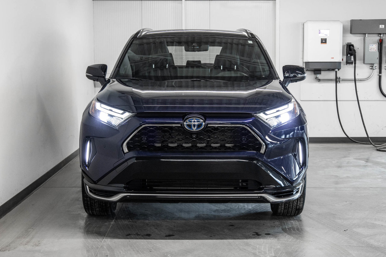 2023 Toyota RAV4 Prime XSE-1