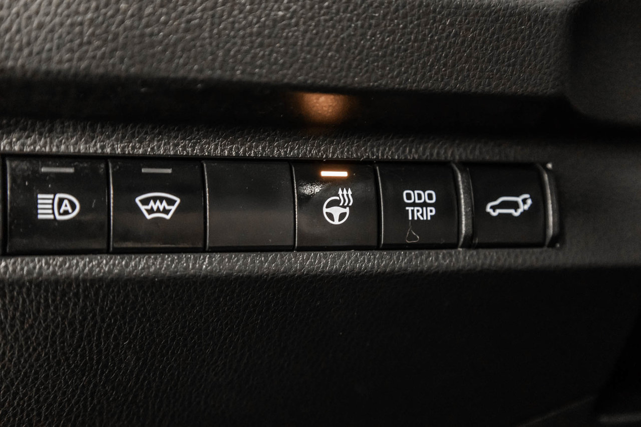Toyota RAV4 Prime XSE 2024-18