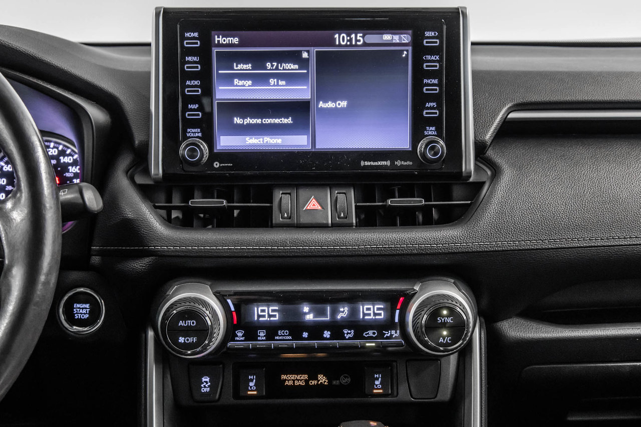 2019 Toyota RAV4 XLE-32