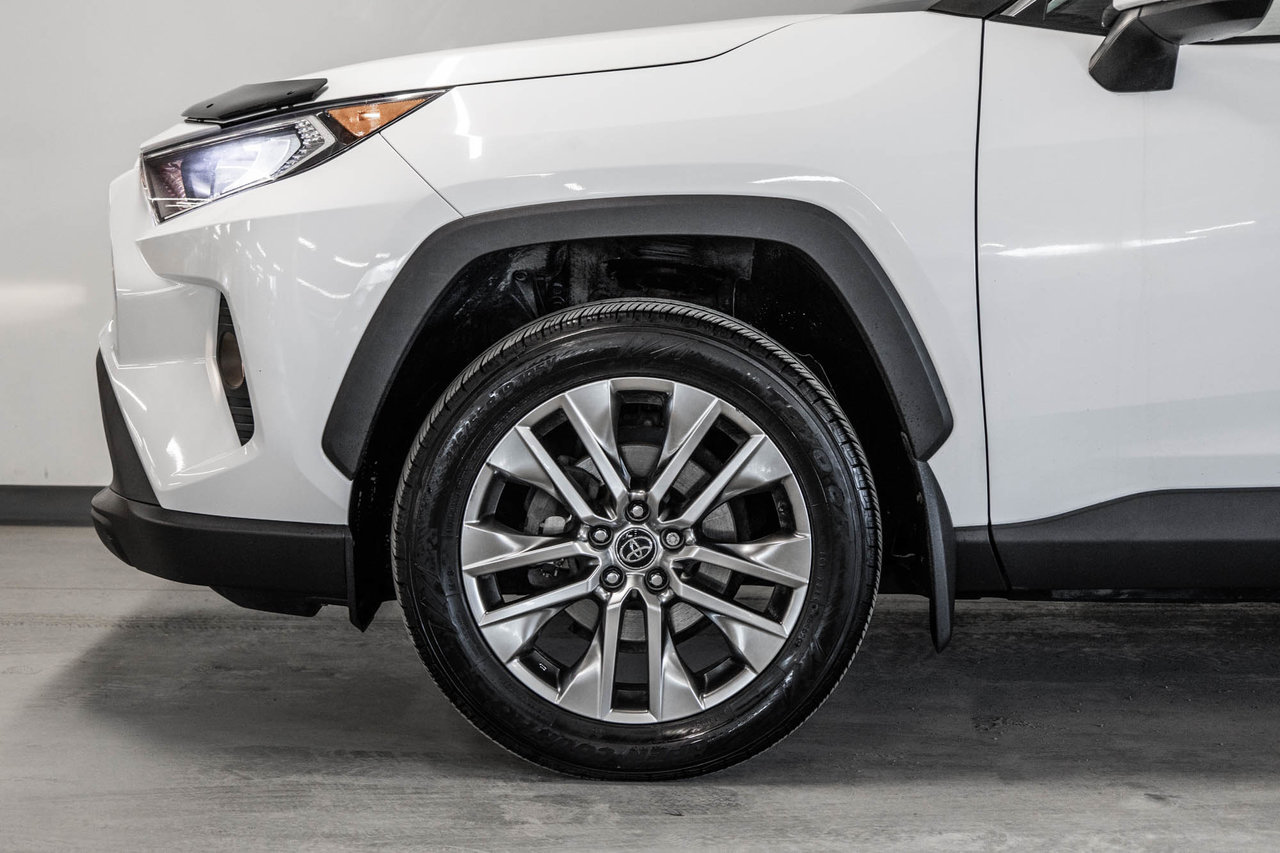 2019 Toyota RAV4 XLE-3