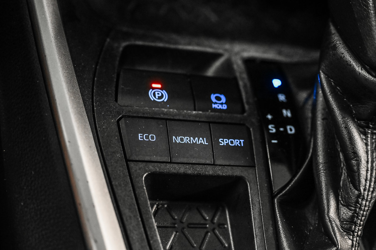2019 Toyota RAV4 LE-11