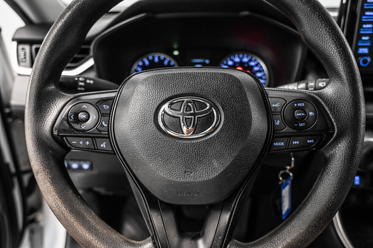 2019 Toyota RAV4 LE-8