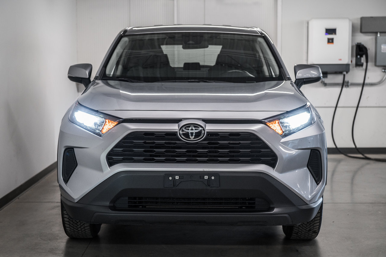 2023 Toyota RAV4 LE-1