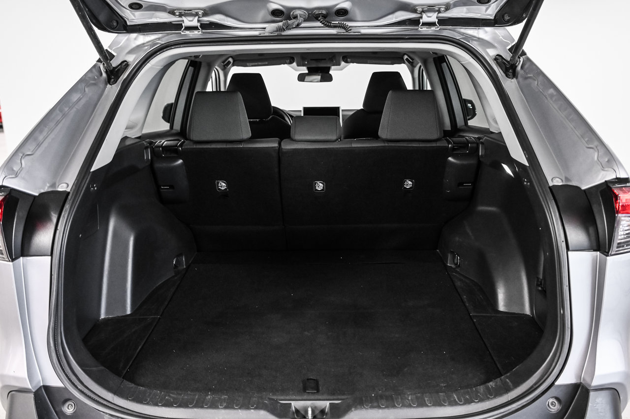 2023 Toyota RAV4 LE-9