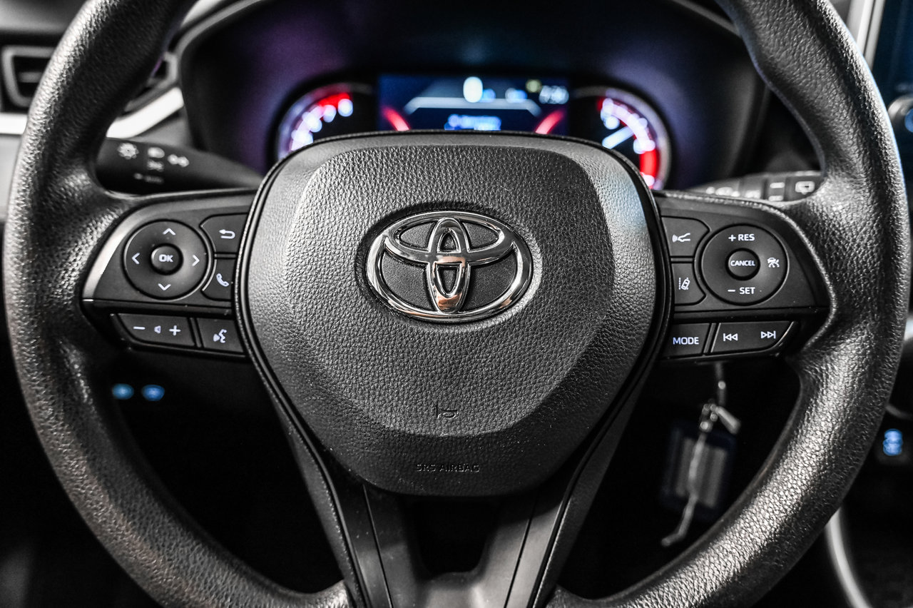 2023 Toyota RAV4 LE-11