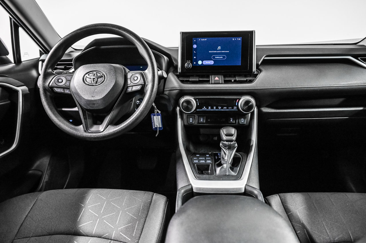 2023 Toyota RAV4 LE-19