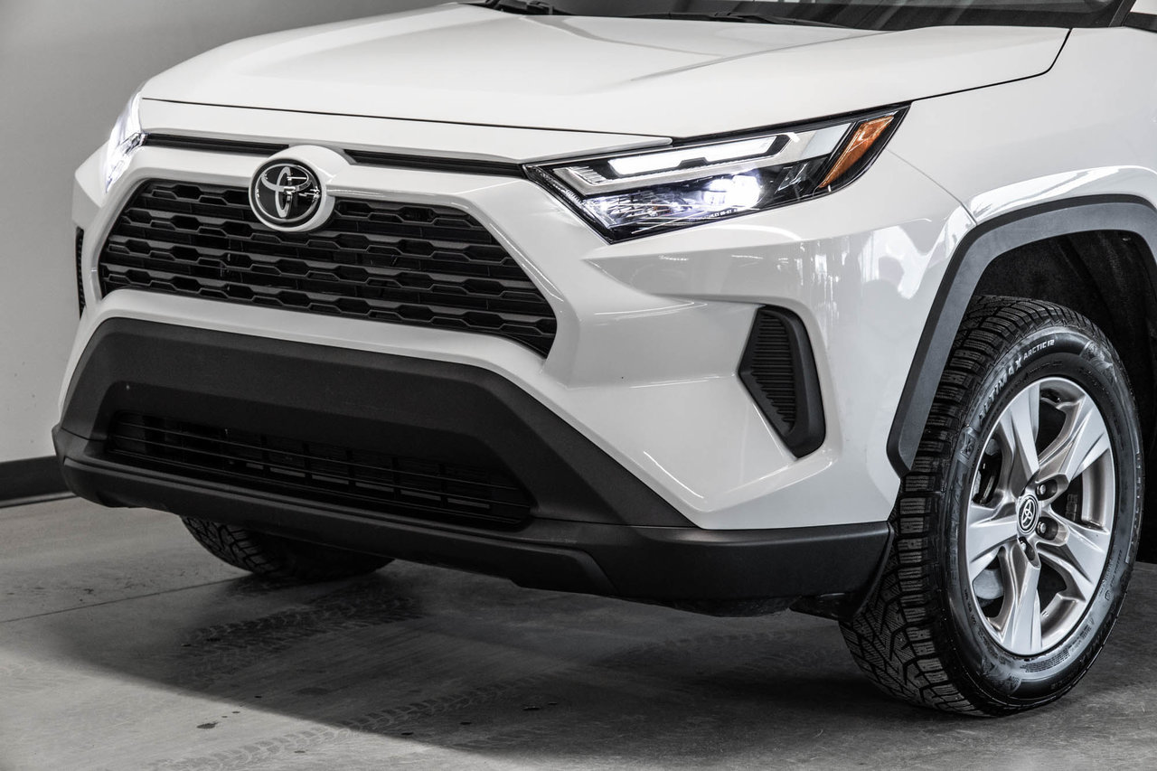 Toyota RAV4 XLE 2023-2