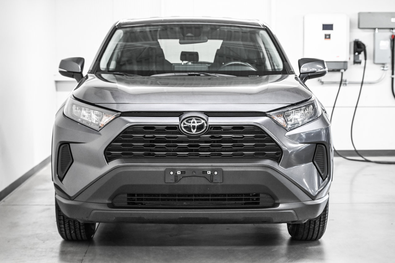 2024 Toyota RAV4 LE-2