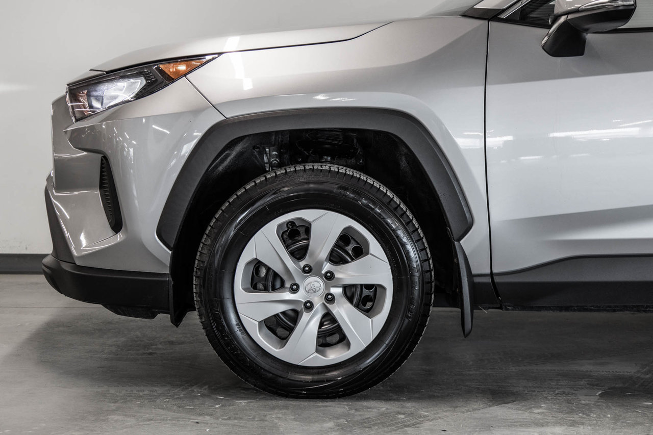 2024 Toyota RAV4 LE-3