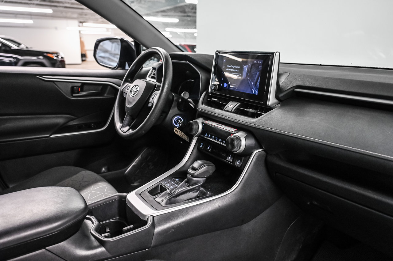 2024 Toyota RAV4 LE-21