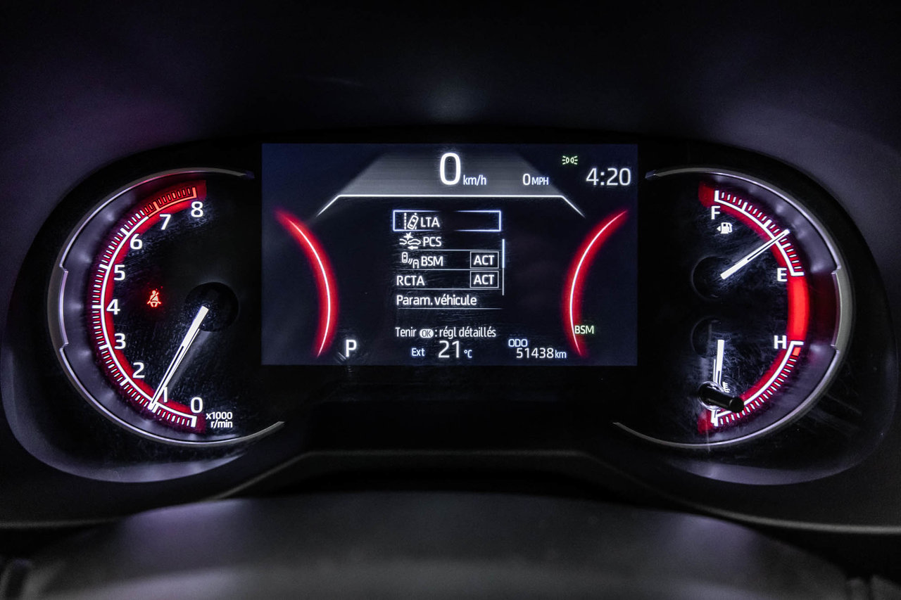Toyota RAV4 LE 2024-15