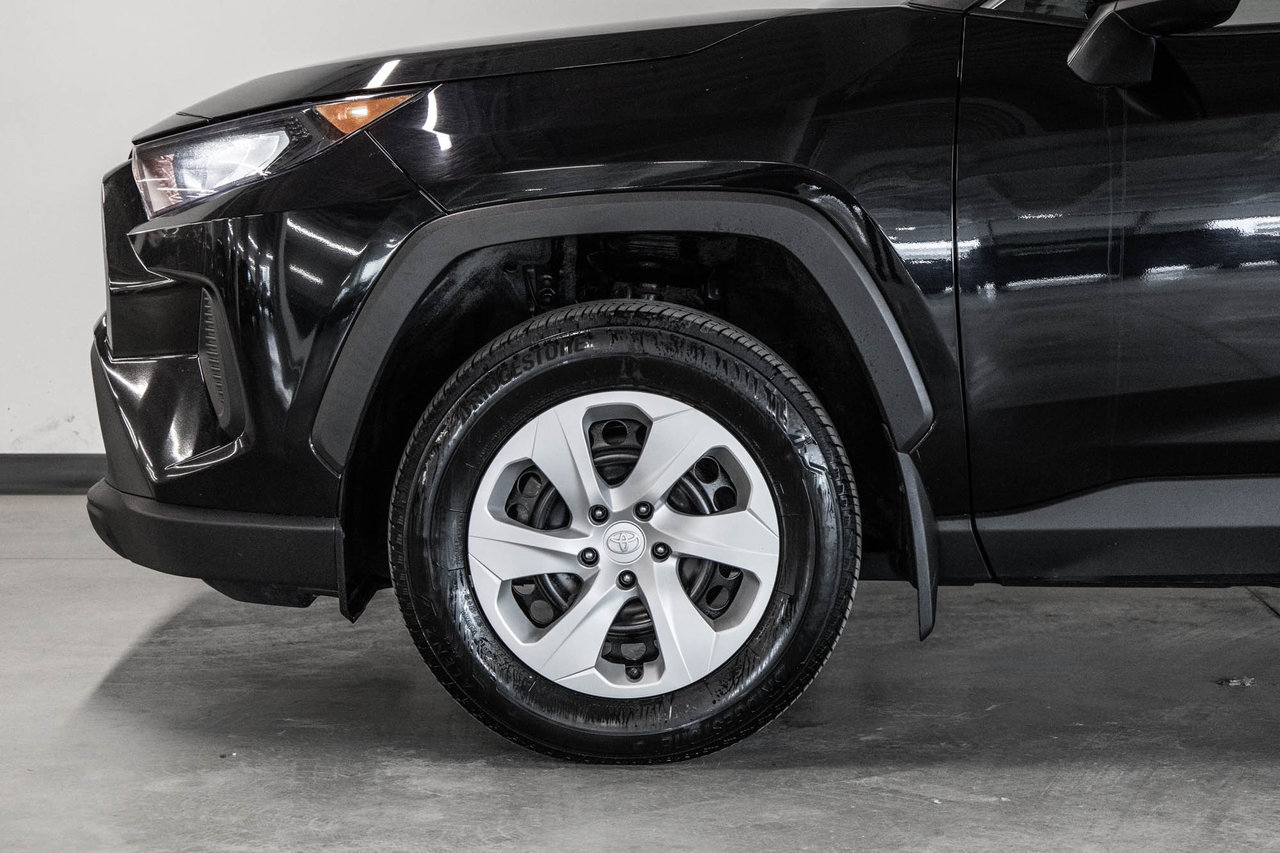 2024 Toyota RAV4 LE-3