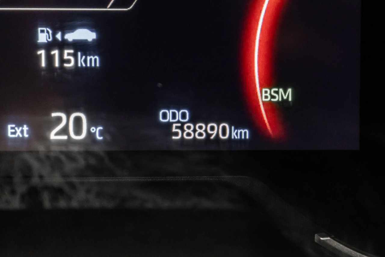 2024 Toyota RAV4 LE-16