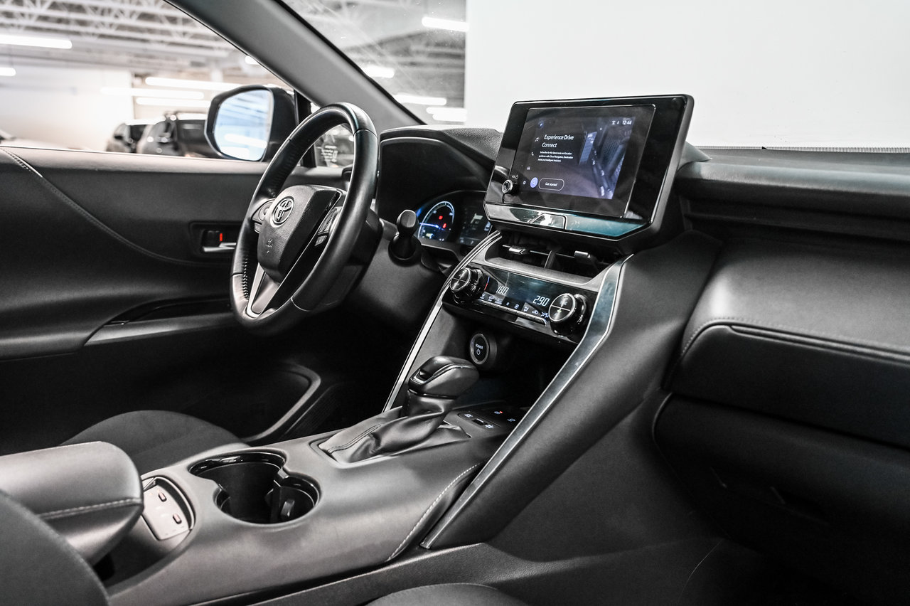 Toyota Venza LE 2024-24