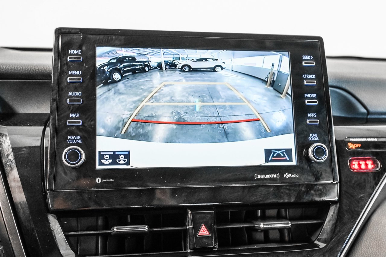 2023 Toyota Camry Hybrid SE-21