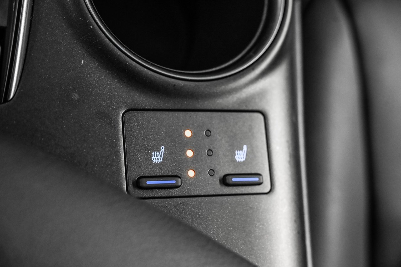 2023 Toyota Camry Hybrid SE-16