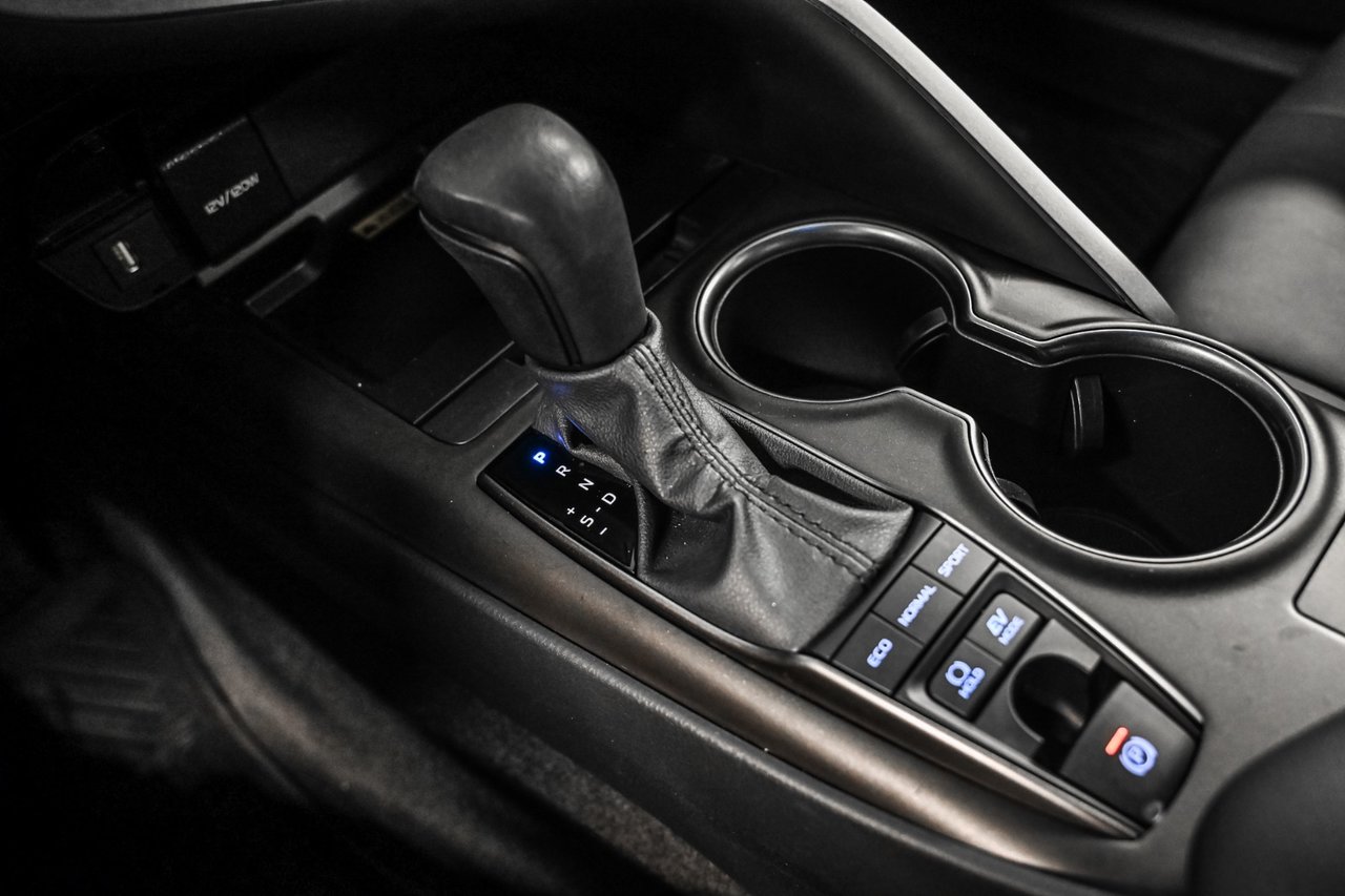 2023 Toyota Camry Hybrid SE-14